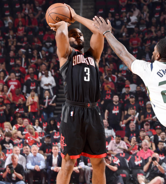 NG28-包含风云突变！佛罗伦萨转会期主帅复盘；NBA季后赛版图或重绘；态度坚定；控场能力成焦点的词条